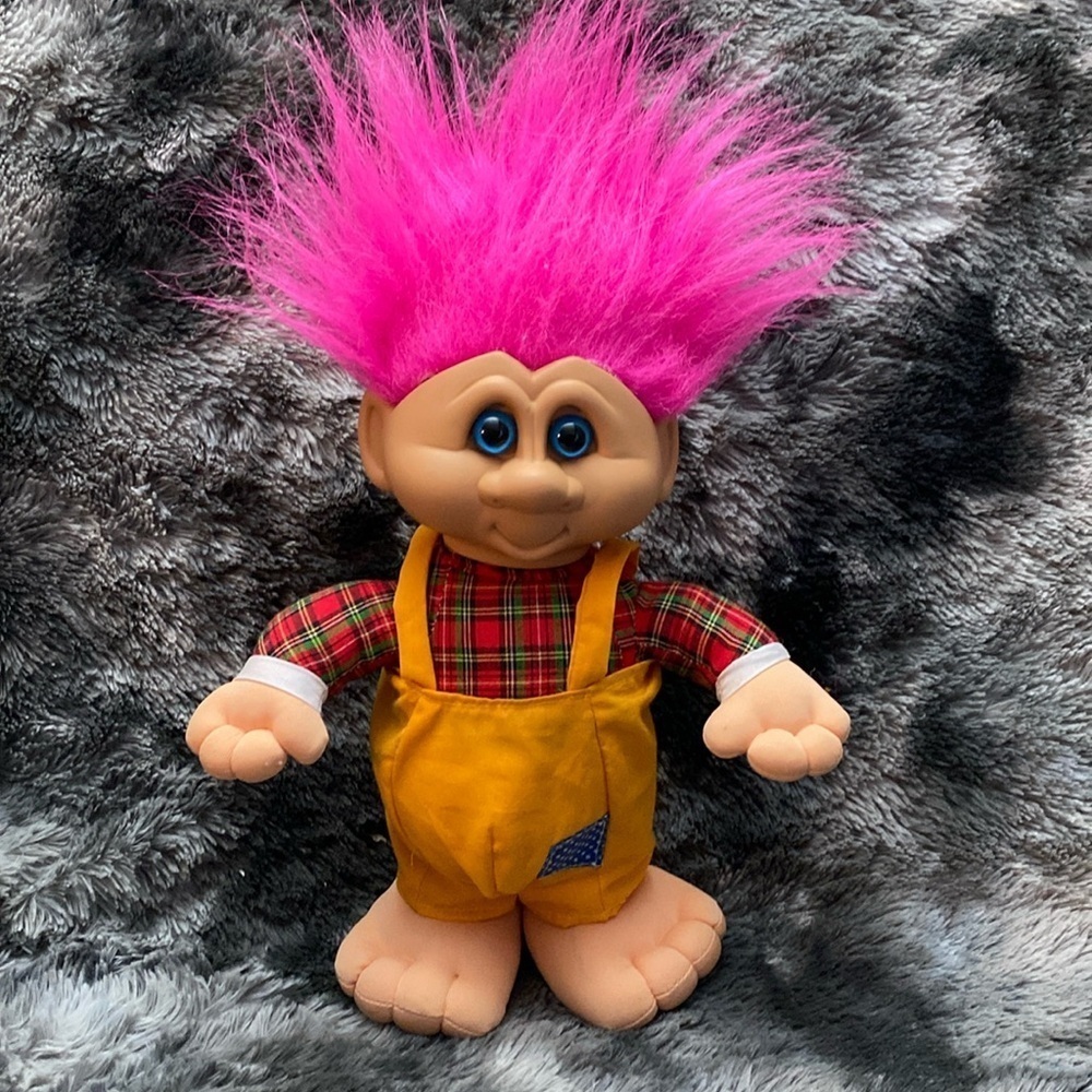 Large Vintage 1992 Ganz Trolls Doll- 15 Inches
High- Great Condition